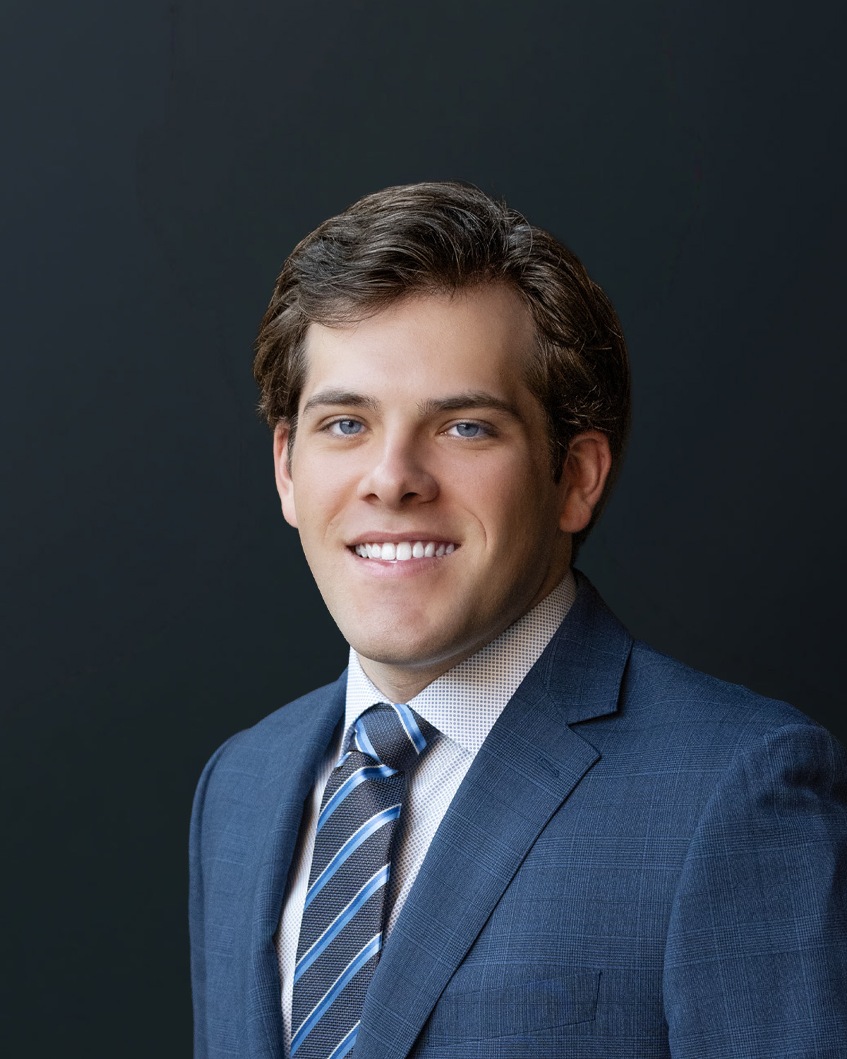 Profile headshot of Attorney Andrew Sacharin