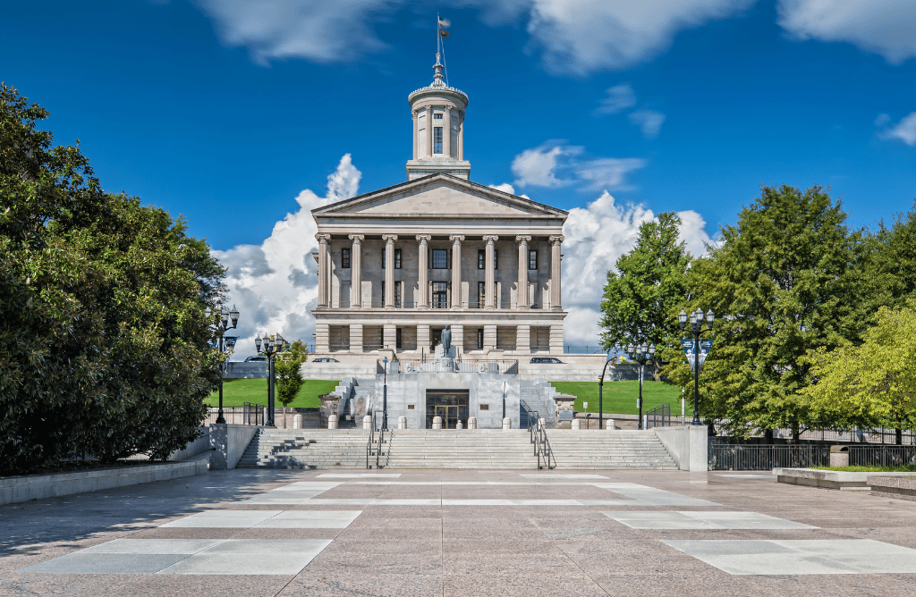 Photo of the Tennessee capitol building
